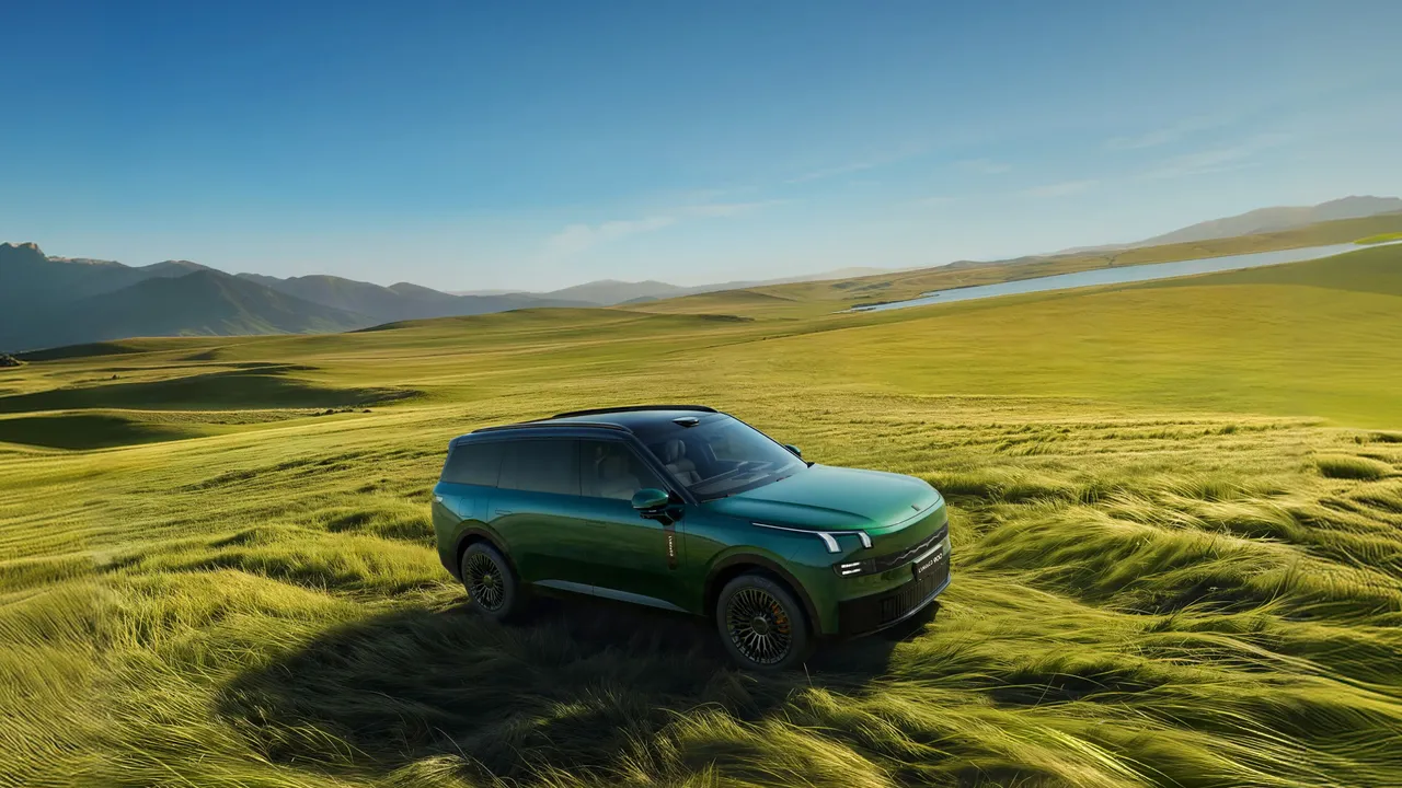 Lynk & Co 900